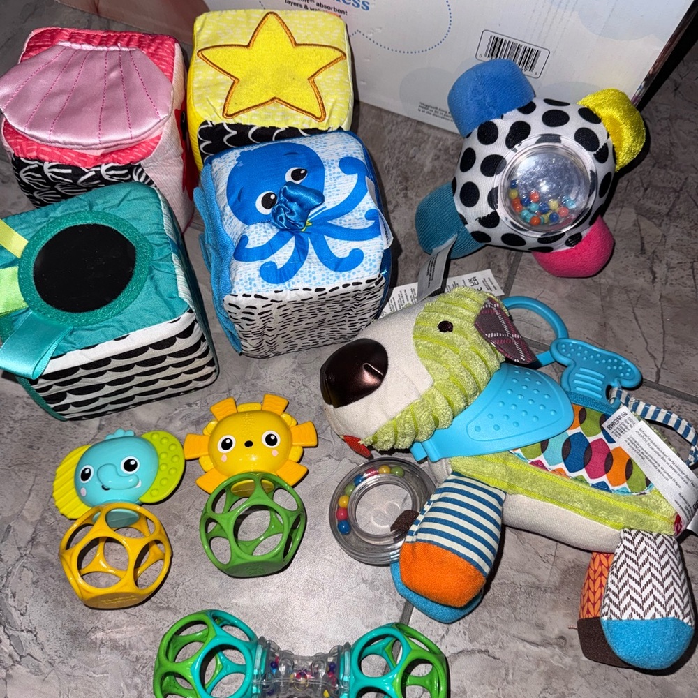 Baby learning toys